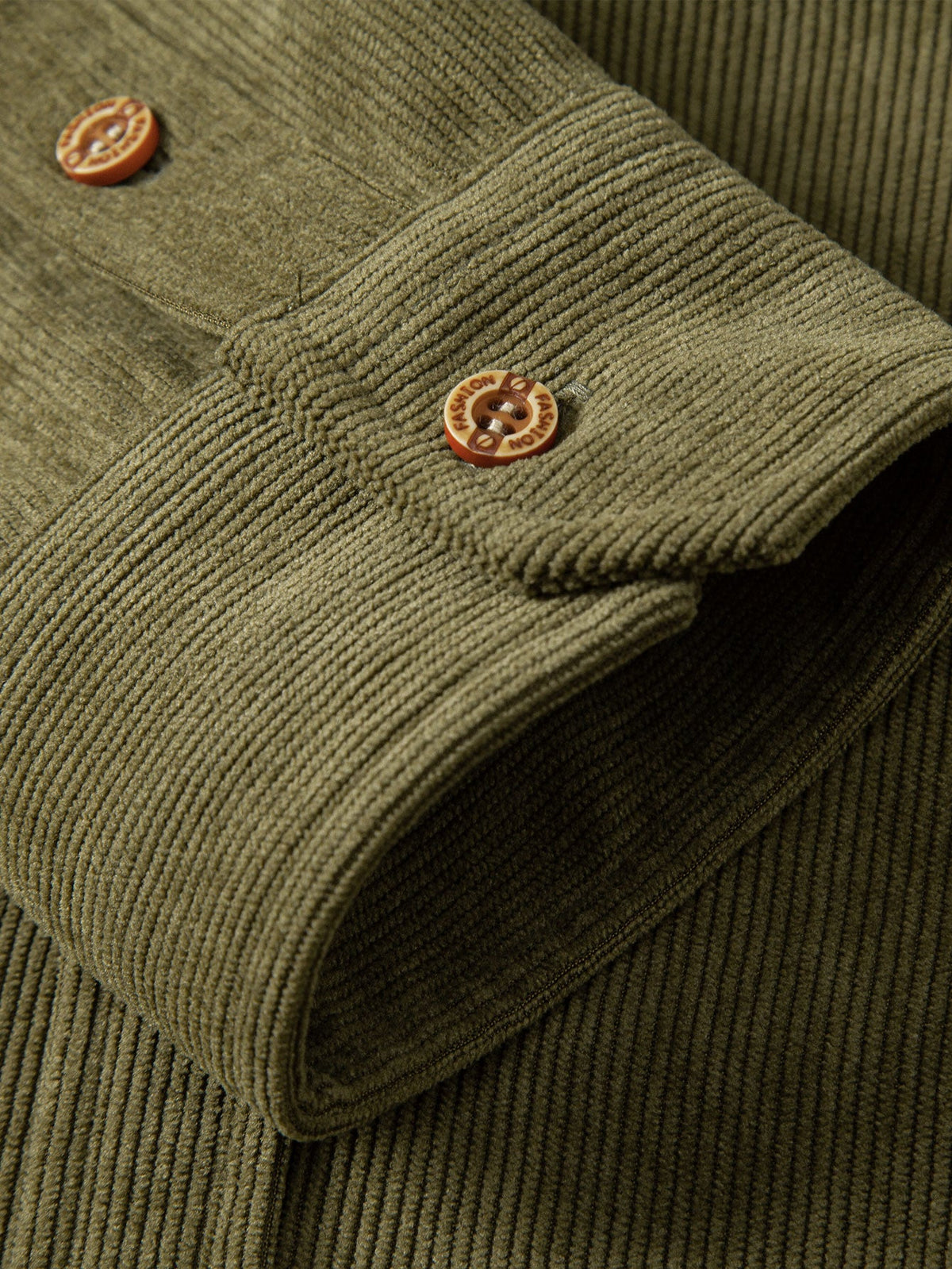 Camisa de manga larga con cuello alto