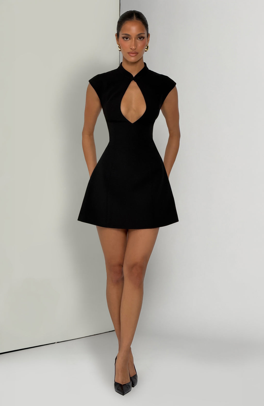 ÉLAN NOIR — Vestido Elegance