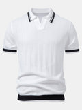Polo de punto con cuello en V y jacquard texturizado en contraste