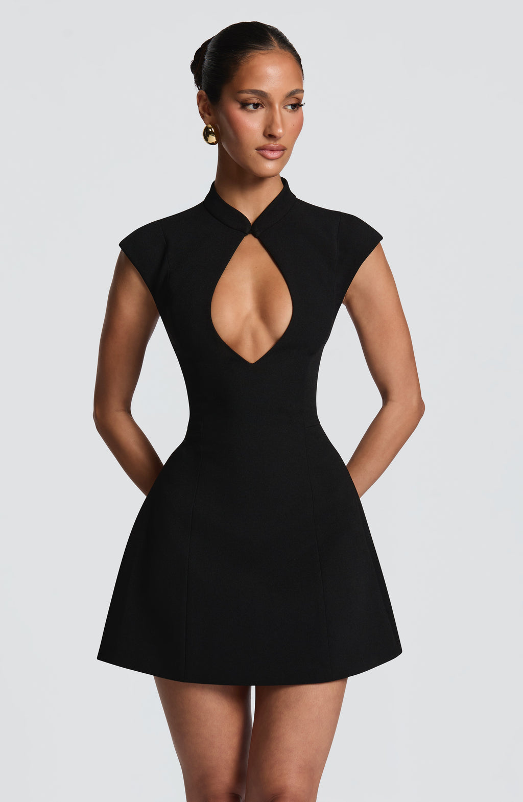 ÉLAN NOIR — Vestido Elegance
